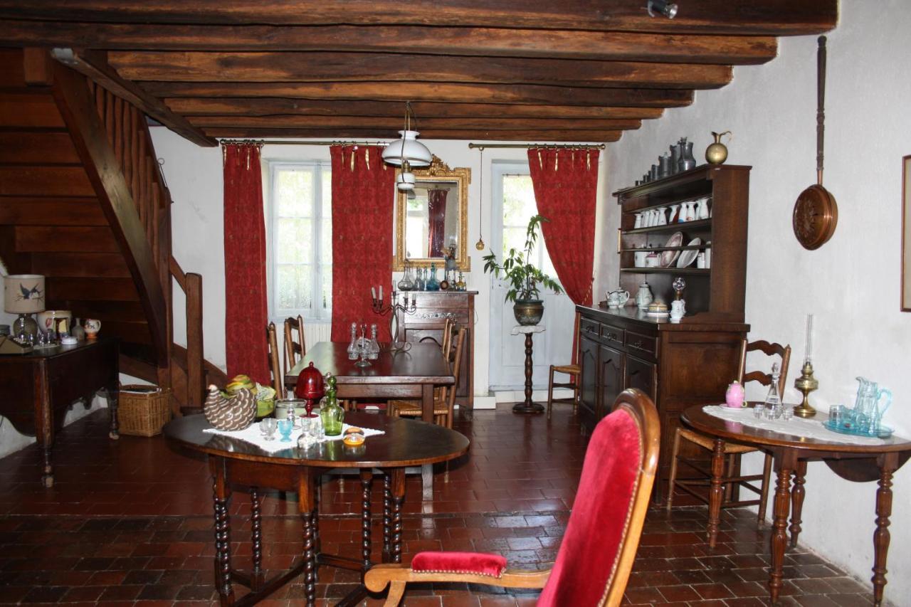 Petite Maison Berrichonne Charost 외부 사진